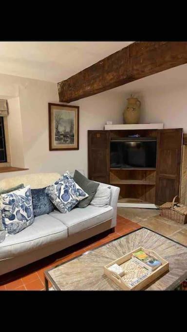 Fordview Cottage Is Full Of Cotwolds Charm Upper Slaughter Exterior foto