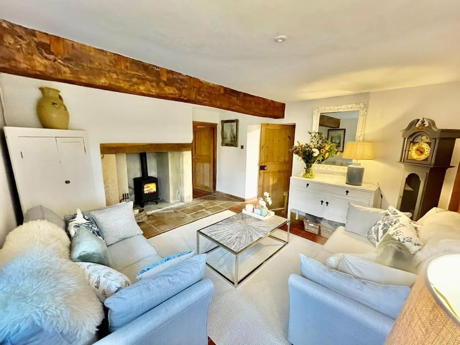 Fordview Cottage Is Full Of Cotwolds Charm Upper Slaughter Exterior foto