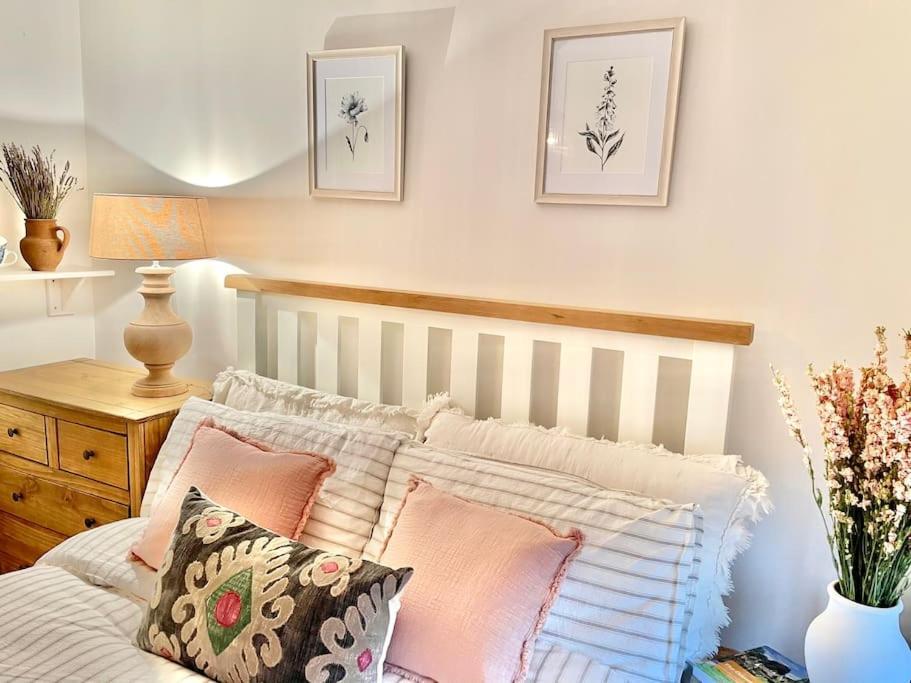 Fordview Cottage Is Full Of Cotwolds Charm Upper Slaughter Exterior foto