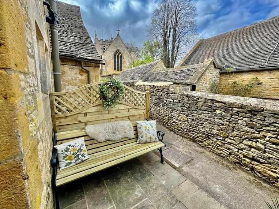 Fordview Cottage Is Full Of Cotwolds Charm Upper Slaughter Exterior foto
